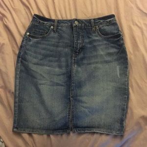 Faded Glory Denim Mini Skirt (never worn)